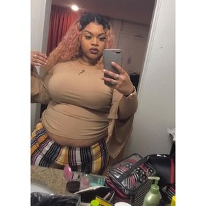 Meet your Posher, Lala